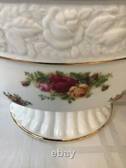 Royal Albert Vintage Bone China 1962 Punch Bowl, 12 Punch Cups, and Ladle