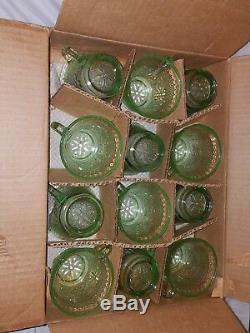 Sandwich Pattern Chantilly green Glass Punchbowl, Tiara 27pieces