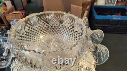 True Vintage Beautiful 15 Piece Punch Bowl Set