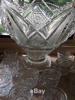 VINTAGE L E SMITH PINWHEEL & STAR PUNCH BOWL with 6 pedestal and 13 CUPS