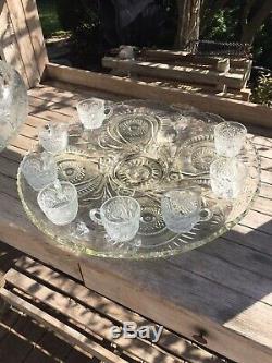 VINTAGE L E Smith Glass Punch Bowl, Underplate & 8 Cups Gorgeous