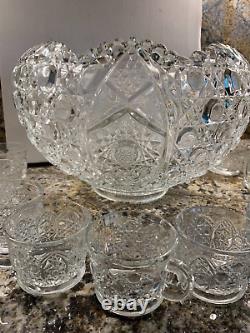 VTG Mid Century L E Smith Daisy & Button Saw Edge Glass Punch Bowl Set 12 Cups