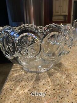 Vintage ANCHOR HOCKING 10 Glass Punch Bowl Set with12 cups And Tray. FLAWLESS