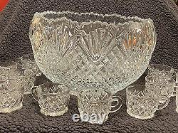 Vintage Beautiful L. E. Smith Pineapple Heavy Cut Glass Punch Bowl And 12 Cups