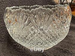 Vintage Beautiful L. E. Smith Pineapple Heavy Cut Glass Punch Bowl And 12 Cups