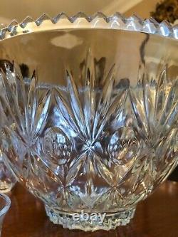 Vintage Cut Glass Punch Bowl with 8 Matching Cups Large, Great Condition