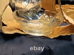 Vintage Hazel Atlas Crystal COLONIAL SWIRL Punch Bowl Set- MINT Vintage Hazel Atlas Crystal COLONIAL SWIRL Punch Bowl Set- MINT
