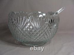 Vintage L. E. SMITH Punch Bowl With 18 Cups & 1 Ladle In The Pineapple Pattern