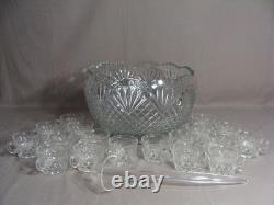 Vintage L. E. SMITH Punch Bowl With 18 Cups & 1 Ladle In The Pineapple Pattern
