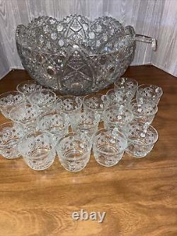 Vintage L. E. Smith Daisy Hobstar and Button Punch Bowl With Ladle & 18 Cups