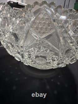 Vintage L. E. Smith Glass Daisy & Button Punch Bowl