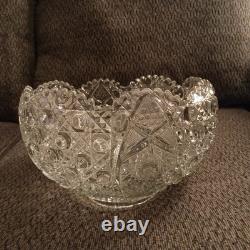 Vintage L. E. Smith Glass Daisy & Button Punch Bowl, 12 3/4 Diameter, 8 High