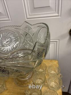 Vintage L E Smith Glass Punch Bowl Pedestal Cups Pinwheel & Stars 14Piece Set