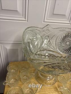 Vintage L E Smith Glass Punch Bowl Pedestal Cups Pinwheel & Stars 14Piece Set