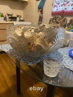 Vintage LE L. E. Smith Punch Bowl Set Cut Glass With 24 Cups In Original Box