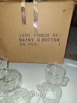 Vintage LE Smith 20pc Glass Daisy & Button Punch Bowl Set, Cups, Ladle, box