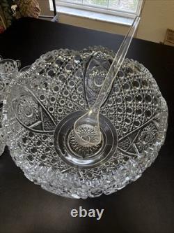 Vintage LE Smith Glass Co. Daisy And Button Punch Bowl 18 Cups & Ladle Excellent