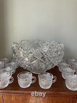 Vintage LE Smith Glass DAISY AND BUTTON Punch Bowl Set 18 cups