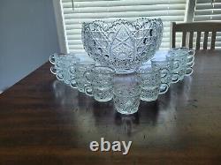 Vintage LE Smith Glass Daisy And Button Punch Bowl 17 Cups NICE