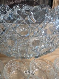 Vintage LE Smith Glass Daisy And Button Punch Bowl Set 12 Cups (2 Kind)