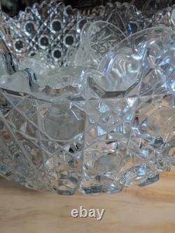 Vintage LE Smith Glass Daisy And Button Punch Bowl Set 12 Cups (2 Kind)