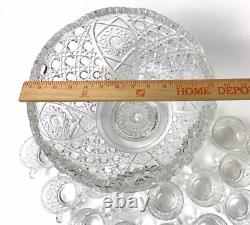 Vintage LE Smith Glass Daisy And Button Punch Bowl Set 16 Cups Glass Ladle