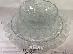 Vintage LE Smith Glass Pinwheel Punch Bowl Underplate & Cups Set