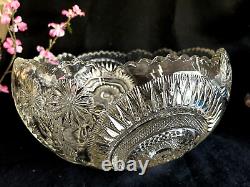 Vintage LE Smith Glass Punch Bowl 13 wide, 8 deep