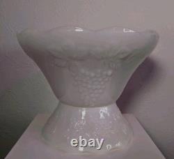 Vintage Milk Glass Punch Bowl 27 Piece In Box Original Near Perfect Ready To Use