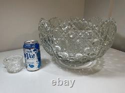 Vintage Punch Bowl Set Clear Glass 11 cups L. E. Smith Daisy Hobstar and Button