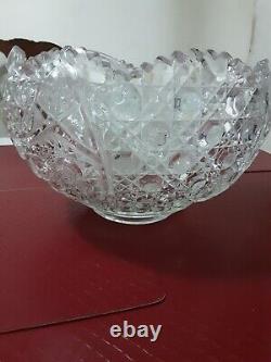 Vintage Punch Bowl Set With 18 Cups See Photos Details