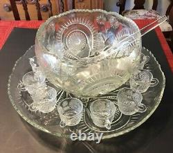 Vintage Smith Glass Punch Set, Pinwheel & Star Design, 15 pieces