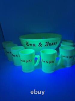 Vintage Tom & Jerry McKee Custard Glass Punch Bowl Set & 8 Mugs Glows