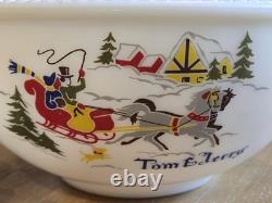 Vintage Tom & Jerry Sleigh Scene Beaded Rim Punch Bowl & 6 Mugs McKee Milk Glass