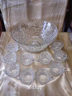 Vintage anchor hocking punch bowl set