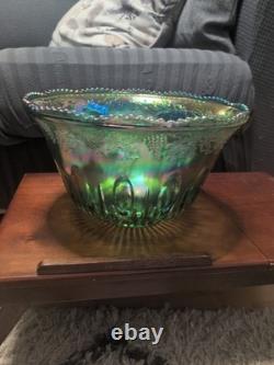 Vintage green carnival glass punch bowl &12 Cup Indiana Glass Co. /1960s or 1970s