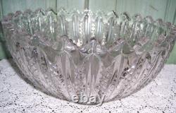 Vtg Punch Bowl withStand/Ladle 12 Cups Mardi Gras #42 Clear Glass Duncan Miller