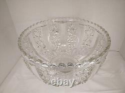 Vtg. Tiffin-Franciscan Royal Pattern 12 Clear Glass Punch Bowl With Ladle USED