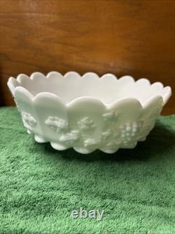 Westmoreland Milk glass punch bowl stand Paneled Grape