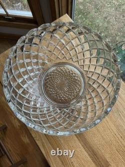 Williamsburg by TIFFIN-FRANCISCAN Punch Bowl